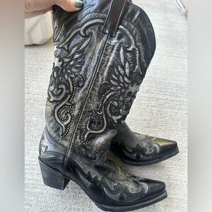 Embroidered Corral Black Leather Western Cowboy Boots